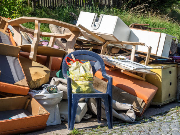Best Attic Cleanout Services  in Glen Ellen, CA